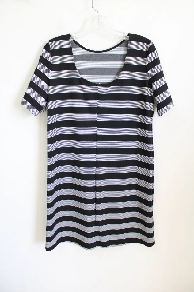 Gap Black White Striped Dress M Gap Rings
