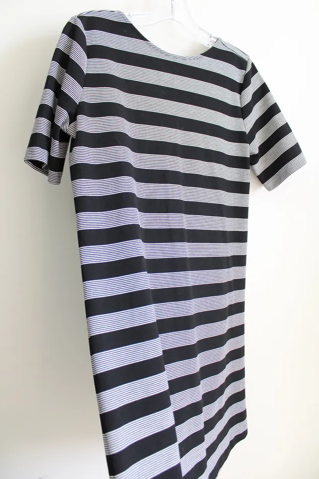 Gap Black White Striped Dress M Gap Rings