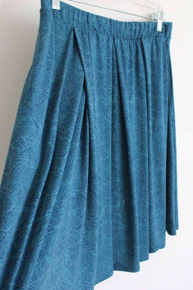 Lularoe Blue Patterned Skirt L LuLaRoe Rings