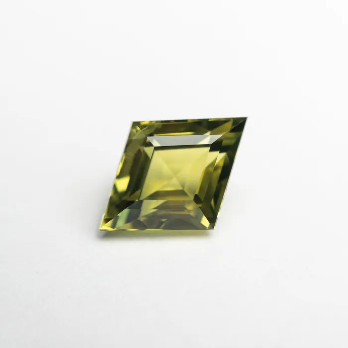 Misfit Gems GreenYellow Step Cut Sapphire 172ct Lozenge Rings