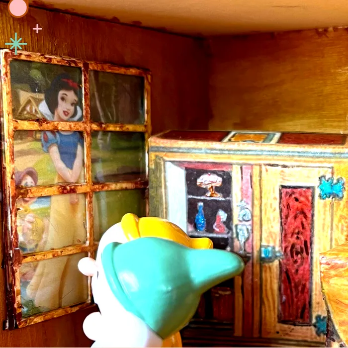 Portraits by NC Necklaces Snow White and The Seven Dwarves Custom Made Miniature Room Box