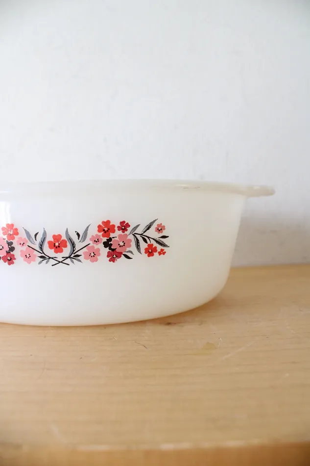 Vintage FireKing 467 15 Quart Primrose Oval Baking Dish Anchor Hocking Rings