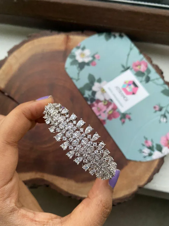 Bracelets Attrangi Elegant Greta Diamond Bracelet Adjustable Bracelets Attrangi Elegant Greta Diamond Bracelet Adjustable
