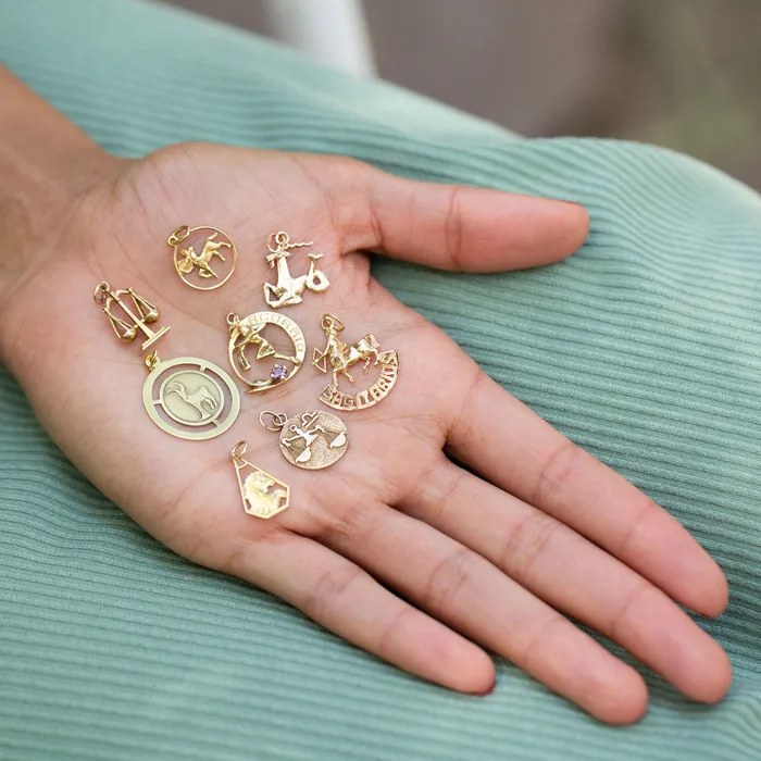 Earrings Vintage Sagittarius Figural 14k Gold Zodiac Charm