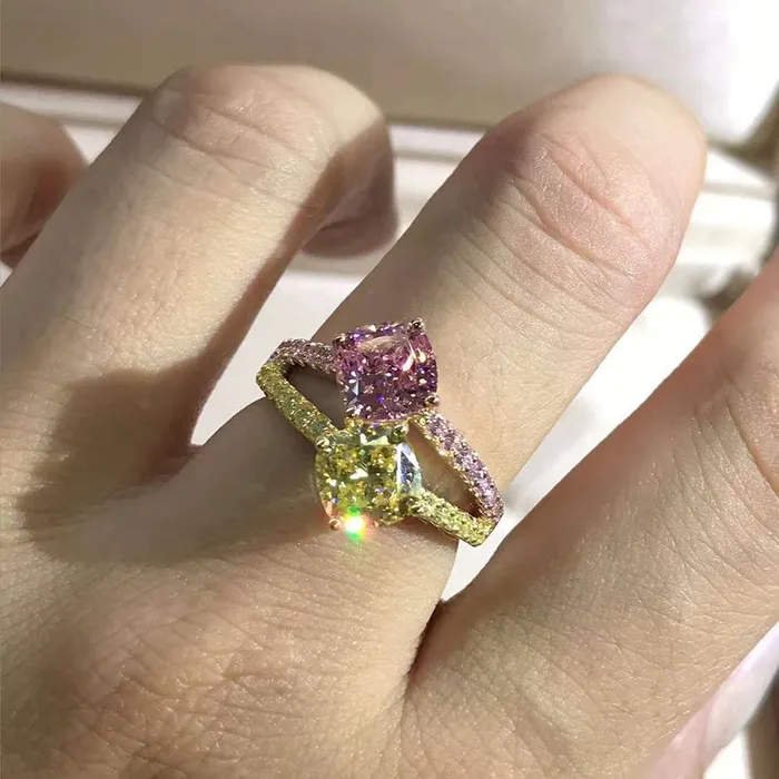 Leyloon Jewelry 3 Carat Cushion Cut Moissanite Ring Vivid Yellow VVS Two Stone Split Shank Rings