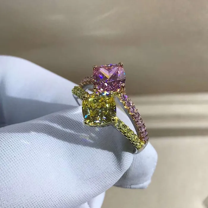 Leyloon Jewelry 3 Carat Cushion Cut Moissanite Ring Vivid Yellow VVS Two Stone Split Shank Rings