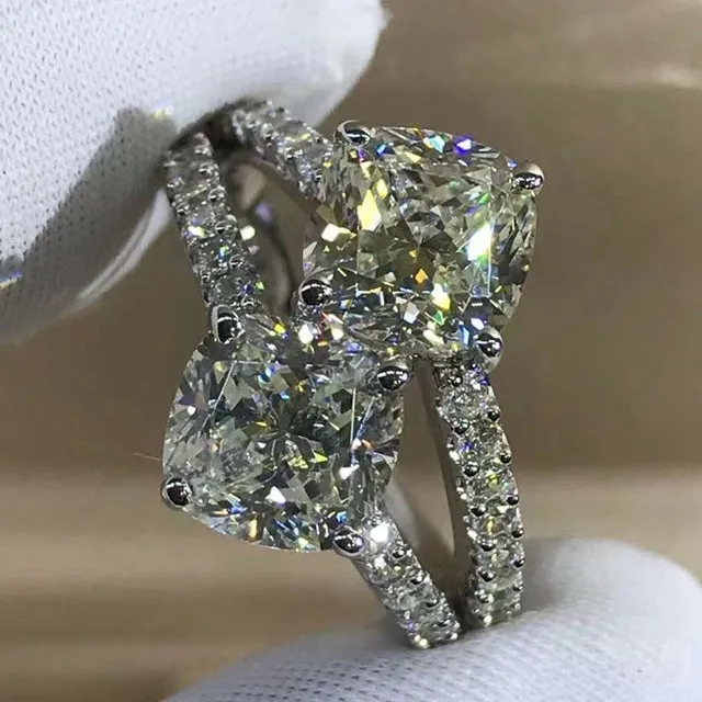Leyloon Jewelry 3 Carat Cushion Cut Moissanite Ring Vivid Yellow VVS Two Stone Split Shank Rings