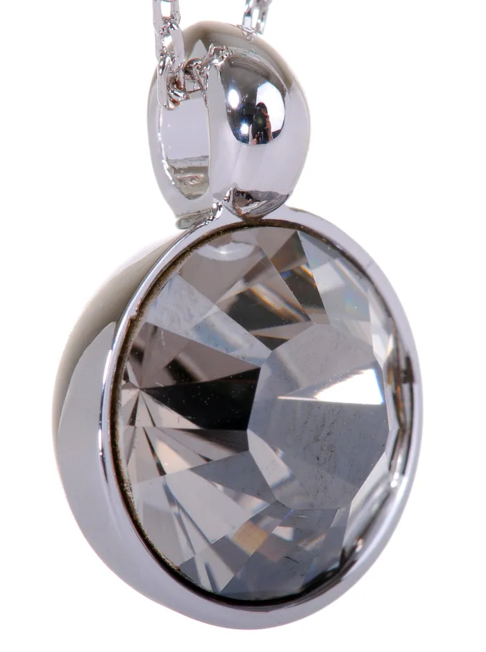 N7164 Rhodium Swarovski Round Pendant Necklace Crystal Red Necklaces N7164 Rhodium Swarovski Round Pendant Necklace Crystal Red Necklaces