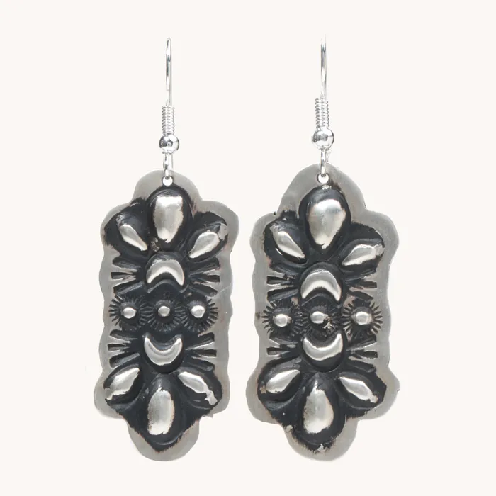 Navajo Silver Repousse Stamped Earrings TSkies Jewelry Earrings