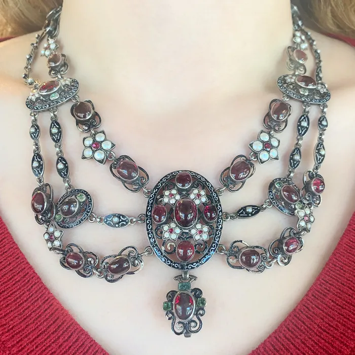 Necklaces Isadoras A Victorian Garnet Pearl Festoon Necklace Necklaces Isadoras A Victorian Garnet Pearl Festoon Necklace