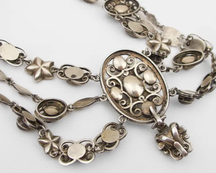 Necklaces Isadoras A Victorian Garnet Pearl Festoon Necklace Necklaces Isadoras A Victorian Garnet Pearl Festoon Necklace