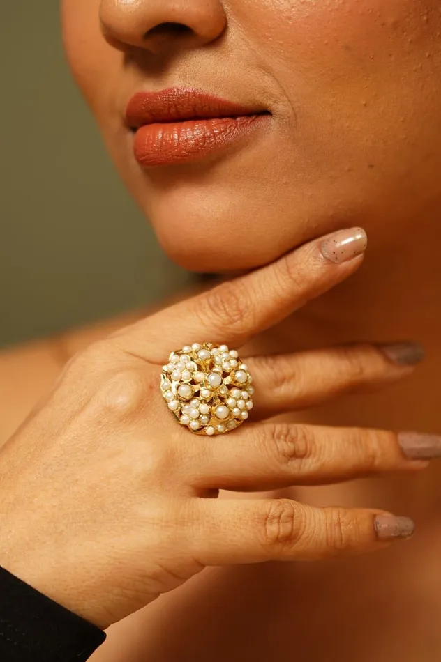 Rahma Jadaau Pearl Round Ring attrangi Rings