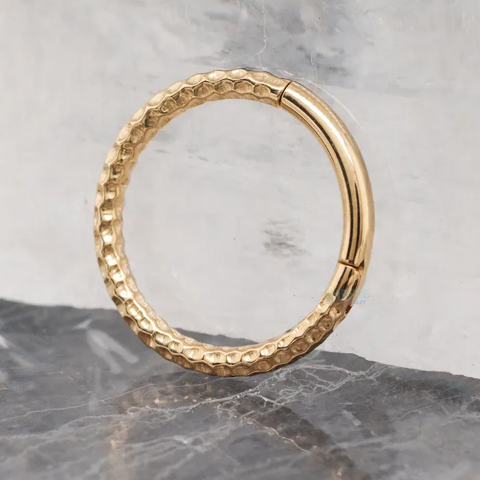 Rings Body Vision BVLA Hammered Snap Hinge Ring in Gold