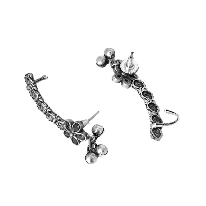 Rings Teejh Teejh Viha Silver Oxidised Black Floral Earcuff Rings Teejh Teejh Viha Silver Oxidised Black Floral Earcuff