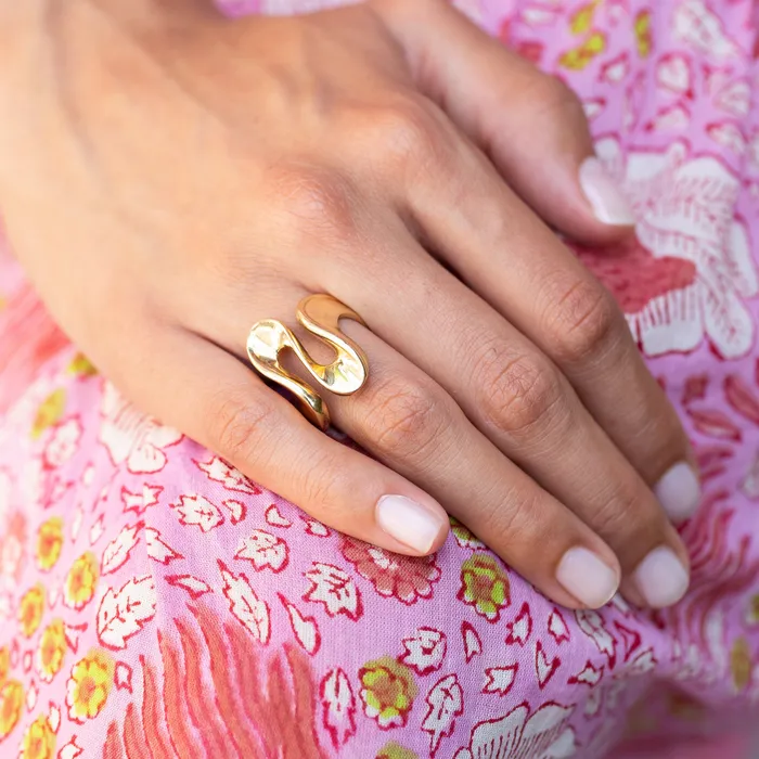 Rings Vintage Abstract Wavy 10k Gold Ring