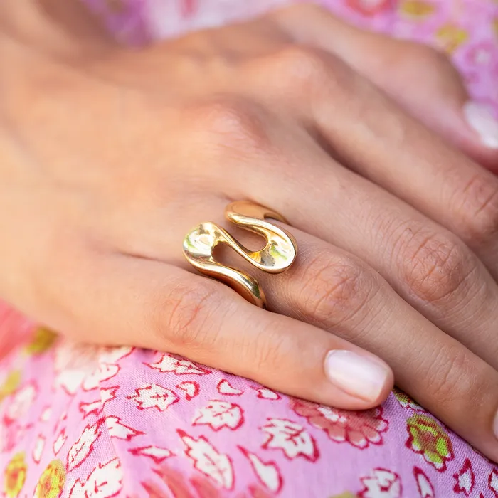 Rings Vintage Abstract Wavy 10k Gold Ring