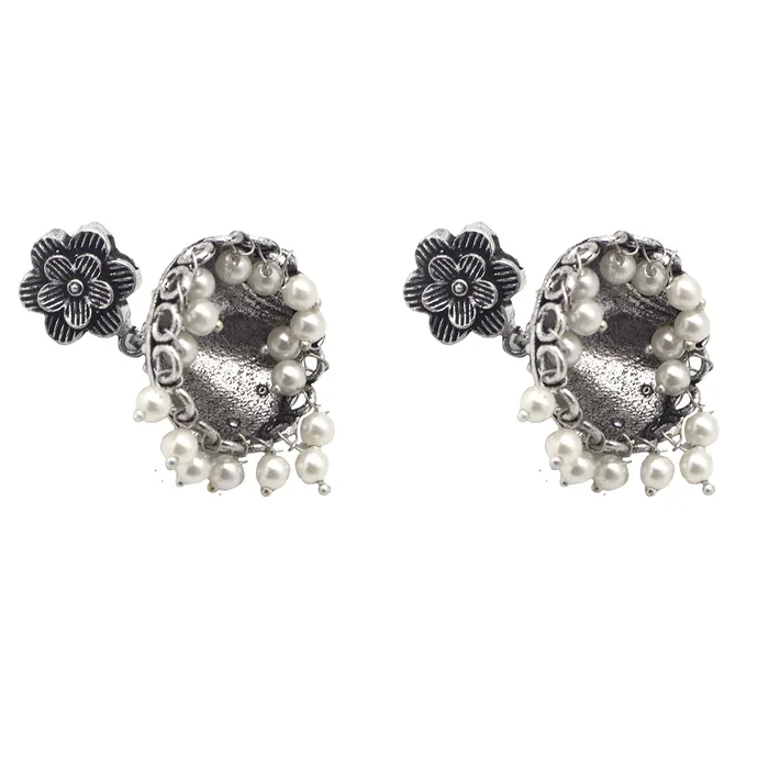 Teejh Necklaces Teejh Shachi Floral Metallic Necklace Set Teejh Necklaces Teejh Shachi Floral Metallic Necklace Set