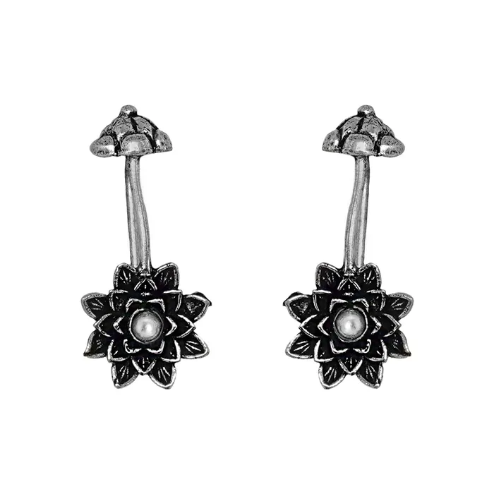 Teejh Rings Teejh Ridhima White Stone Silver Oxidsed Clip On Bugadi Teejh Rings Teejh Ridhima White Stone Silver Oxidsed Clip On Bugadi