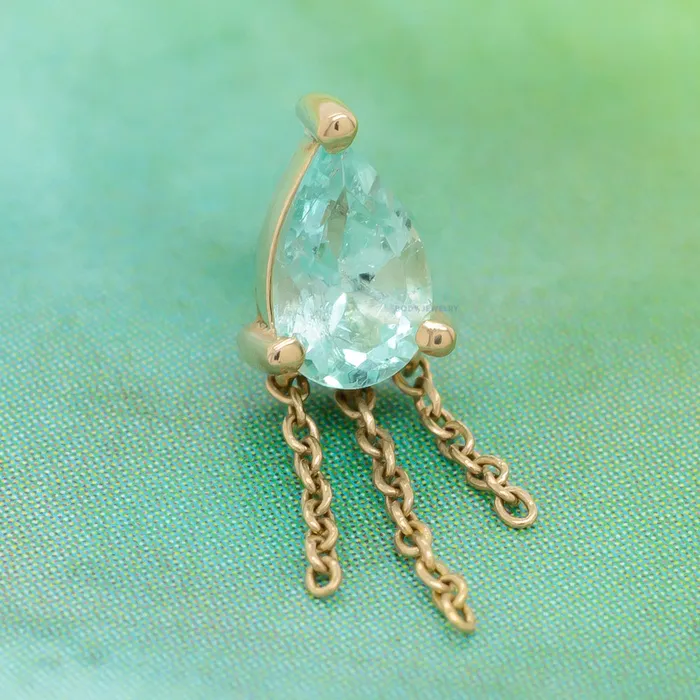 threadless Veronika Pear End with Chains in Gold with Faceted Green Beryl Modern Mood Necklaces