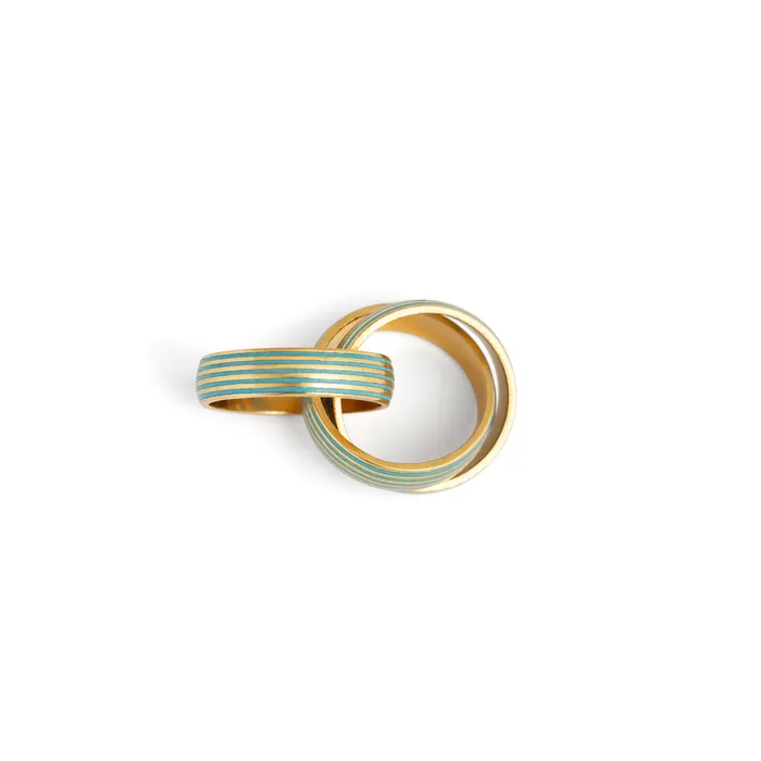Vintage Rings 18k Yellow Gold And Blue Enamel Rolling Ring