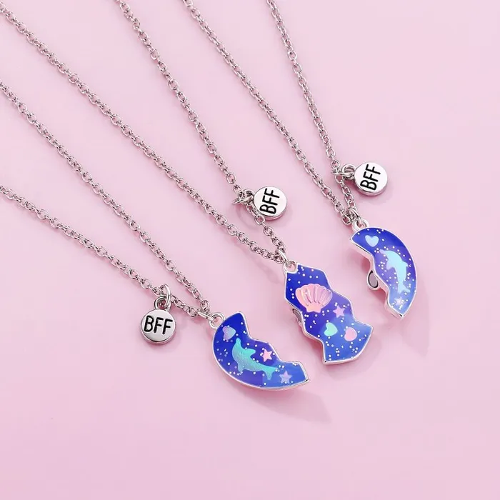 worldnetgifts Necklaces Dolphin and Shell ThreePiece Magnetic Necklace