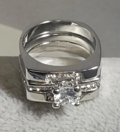 01 Rings R72 Silver 3 Piece Rhinestone Ring Set