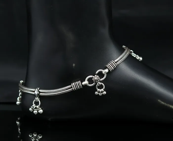 105 925 Sterling silver Vintage style customized snake chain anklets ankle bracelet foot bracelet with hanging bells jewelry nank274 TRIBAL ORNAMENTS Bracelets 105 925 Sterling silver Vintage style customized snake chain anklets ankle bracelet foot bracelet with hanging bells jewelry nank274 TRIBAL ORNAMENTS Bracelets