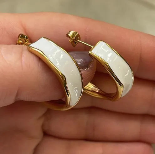 18k GoldFilled Enamel Hoop Earrings Jewelvers Earrings 18k GoldFilled Enamel Hoop Earrings Jewelvers Earrings
