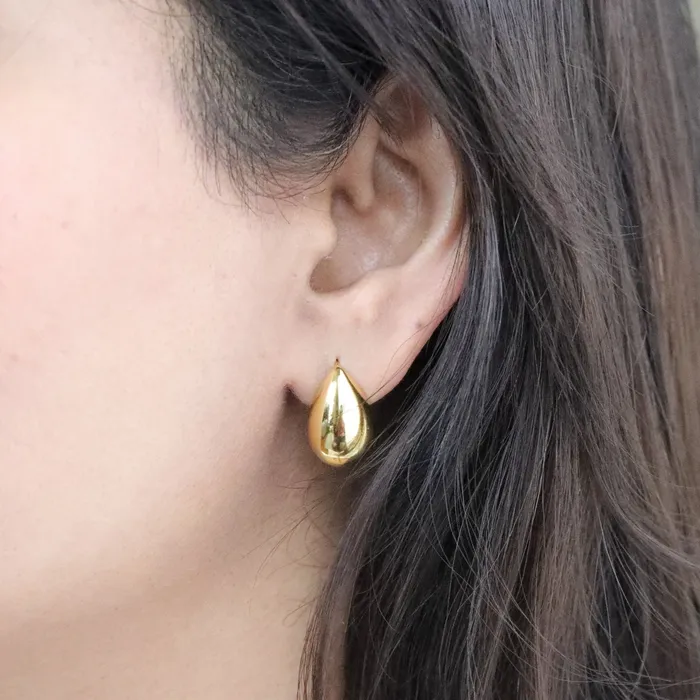 18K GoldFilled Water Drop Stud Earrings 925 Sterling Silver Stud Earrings Jewelvers Earrings