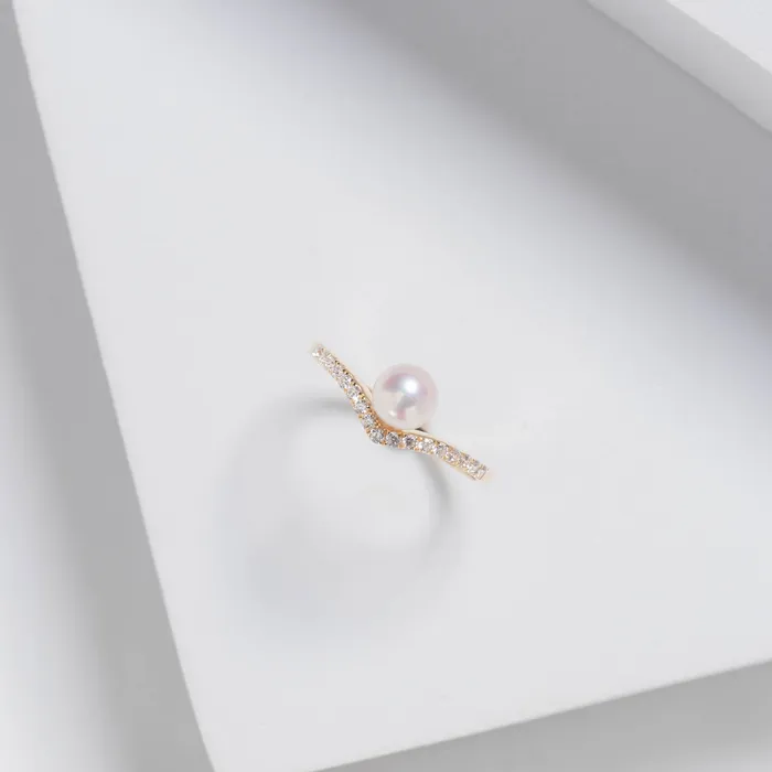 18K Gold Freshwater Pearl Ring KR00039 Pearly Lustre Rings
