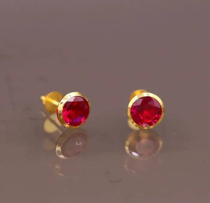 18Karat yellow gold gorgeous red cubic zircon stone amazing 6 mm stud earring excellent vintage antique design er88 TRIBAL ORNAMENTS Earrings 18Karat yellow gold gorgeous red cubic zircon stone amazing 6 mm stud earring excellent vintage antique design er88 TRIBAL ORNAMENTS Earrings