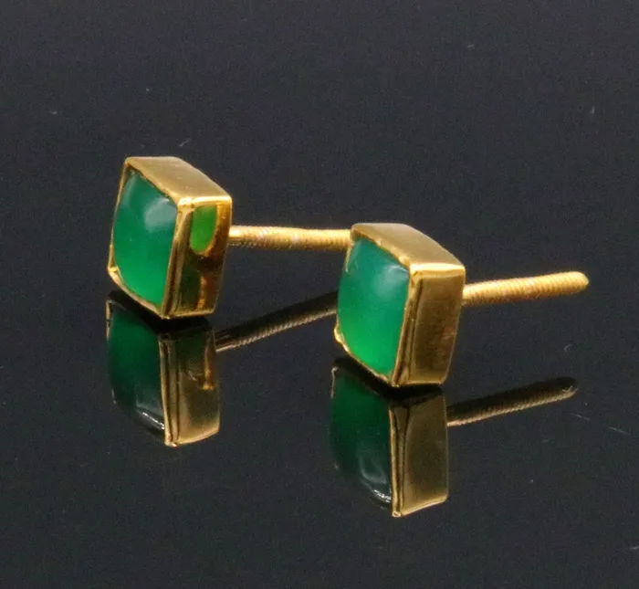 22 kt yellow gold handmade fabulous green stone stud earring unisex gifting jewelry excellent design stud TRIBAL ORNAMENTS Earrings