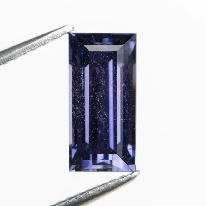 330ct 1095x542x492mm Rectangle Step Cut Sapphire 2171901 Misfit Gems Rings