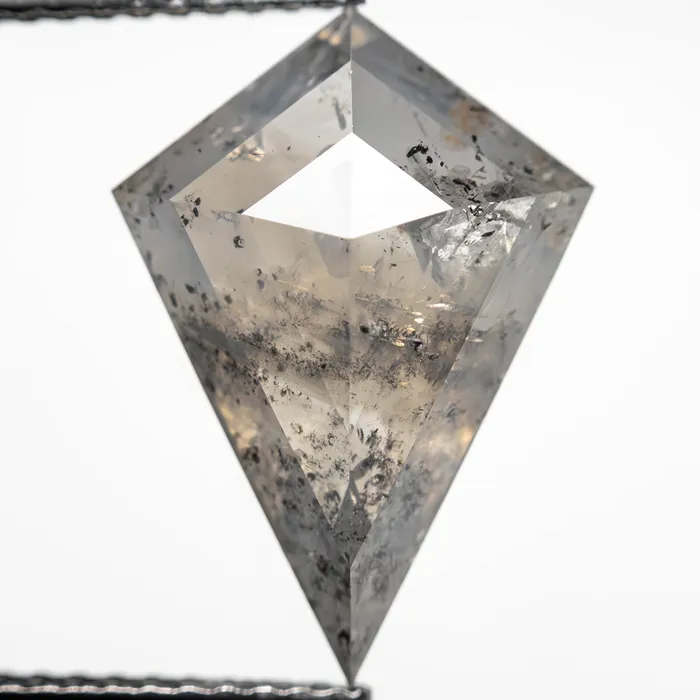 445ct 1537x1096x496mm Kite Rosecut 2509201 Misfit Diamonds Earrings