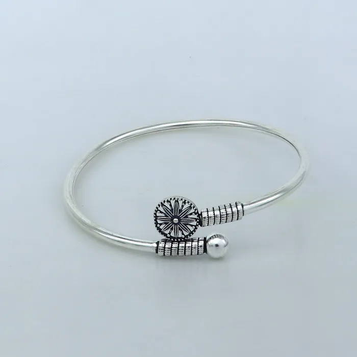 925 sterling silver handmade stylish kada bangle bracelet tribal jewelry nsk861 TRIBAL ORNAMENTS Bracelets 925 sterling silver handmade stylish kada bangle bracelet tribal jewelry nsk861 TRIBAL ORNAMENTS Bracelets