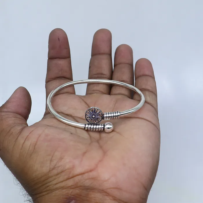 925 sterling silver handmade stylish kada bangle bracelet tribal jewelry nsk861 TRIBAL ORNAMENTS Bracelets 925 sterling silver handmade stylish kada bangle bracelet tribal jewelry nsk861 TRIBAL ORNAMENTS Bracelets