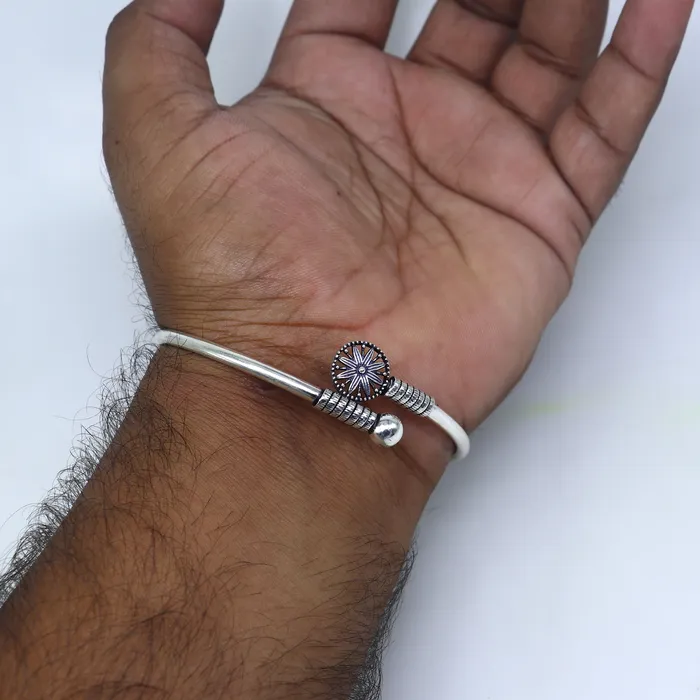 925 sterling silver handmade stylish kada bangle bracelet tribal jewelry nsk861 TRIBAL ORNAMENTS Bracelets 925 sterling silver handmade stylish kada bangle bracelet tribal jewelry nsk861 TRIBAL ORNAMENTS Bracelets