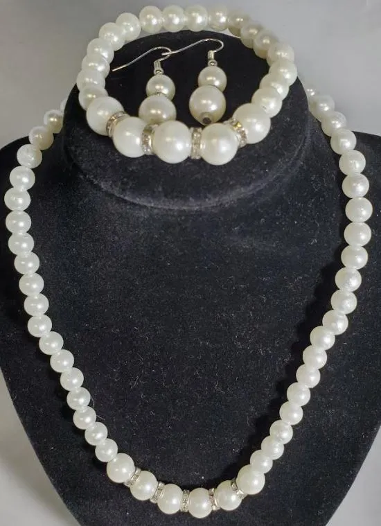 alice Bracelets N2211 Silver Pearl Rhinestone Accent Necklace FREE Earrings FREE Bracelet alice Bracelets N2211 Silver Pearl Rhinestone Accent Necklace FREE Earrings FREE Bracelet