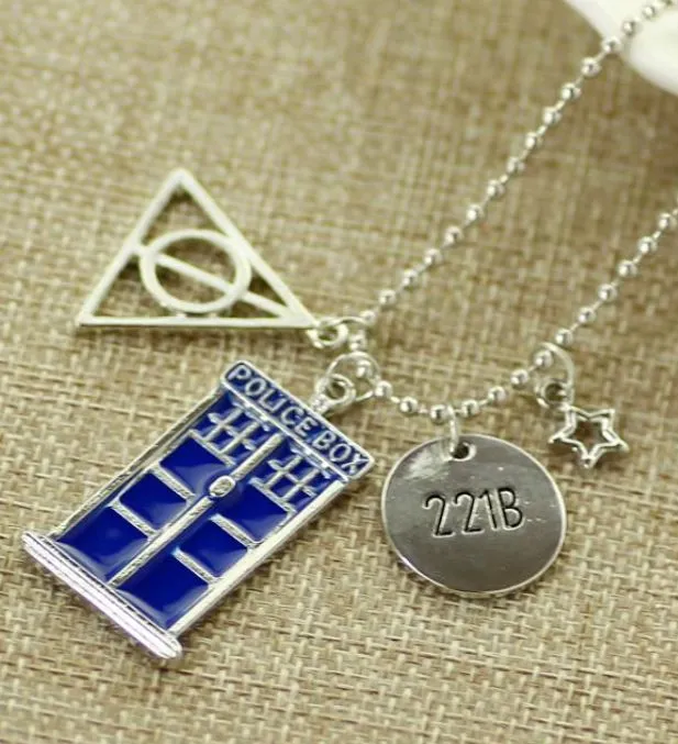 alice Necklaces AZ902 Silver Blue Police Box Necklace with FREE EARRINGS