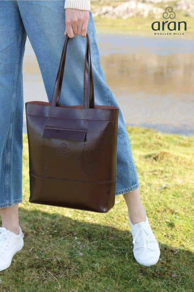Aran Woollen Mills Aran Woollen Mills Large Leather Tote Earrings
