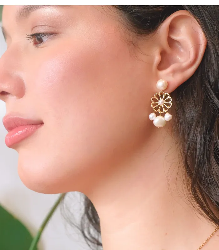 Arete Earrings Mirasol Sunflower Pearl Earrings