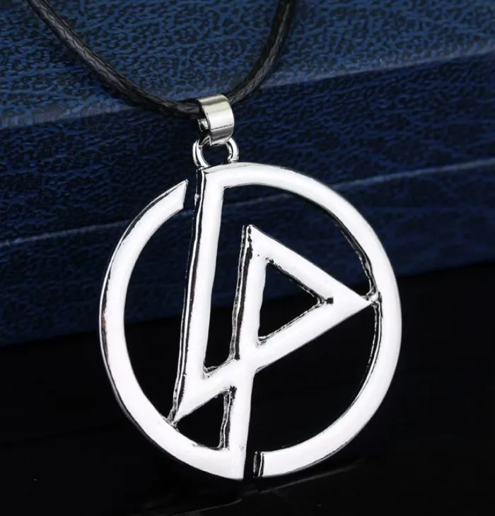 AZ691 Silver Punk Band on Leather Cord Necklace with FREE EARRINGS alice Necklaces