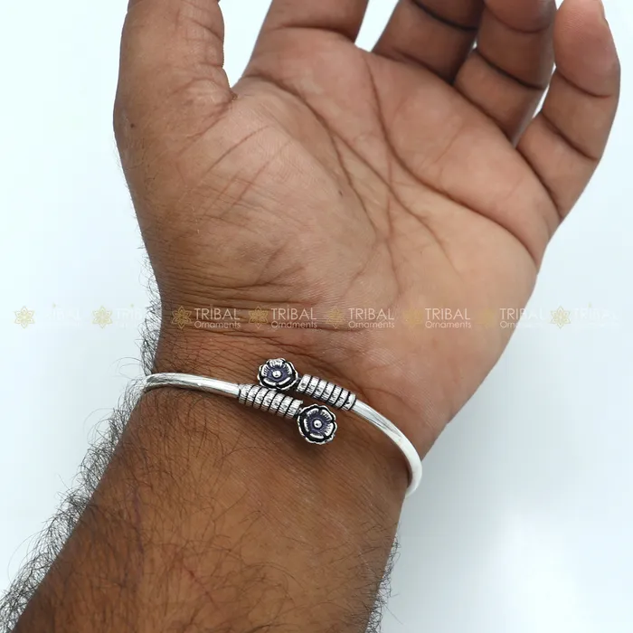 Bracelets 925 sterling silver handmade flower design stylish kada bangle bracelet tribal jewelry nsk871 TRIBAL ORNAMENTS Bracelets 925 sterling silver handmade flower design stylish kada bangle bracelet tribal jewelry nsk871 TRIBAL ORNAMENTS