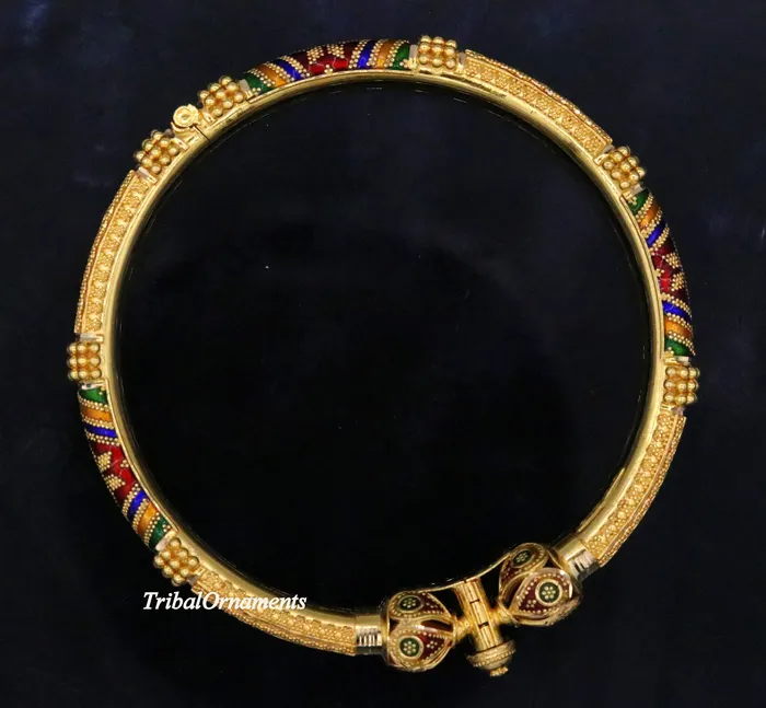 Bracelets TRIBAL ORNAMENTS Vintage antique design handmade kada bangle 22kt yellow gold womens excellent jewelry From Rajasthan India Bracelets TRIBAL ORNAMENTS Vintage antique design handmade kada bangle 22kt yellow gold womens excellent jewelry From Rajasthan India