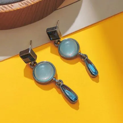 Earrings E1076 Gun Metal Pearlescent Blue Gemstone Earrings 01