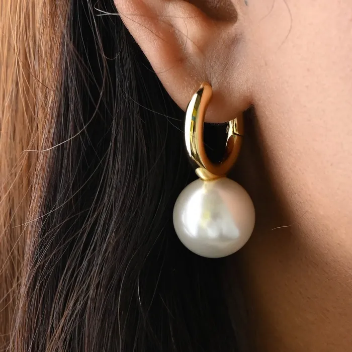 Earrings Jewelvers 18K GoldFilled Freshwater Pearl Huggie Hoop Earrings