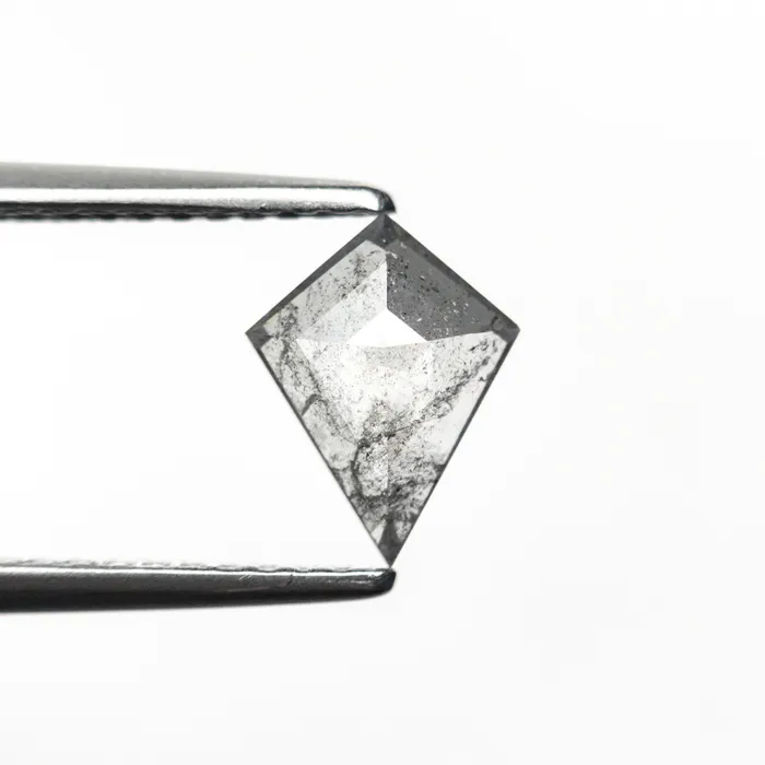Earrings Misfit Diamonds 070ct 840x654x228mm Kite Rosecut 2545015