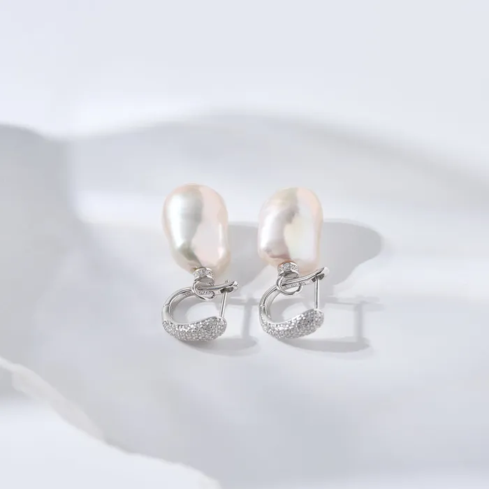 Earrings Pearly Lustre Elegant Baroque Pearl Earrings WE00855