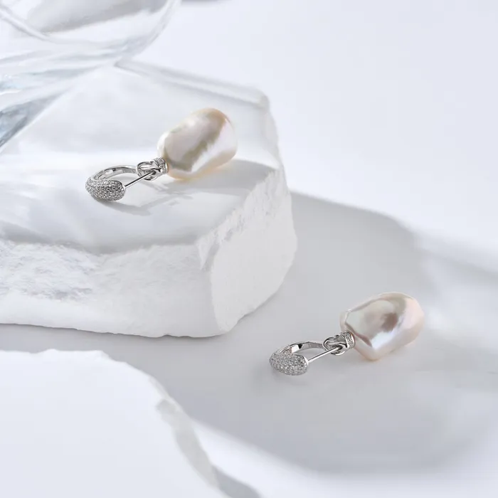 Earrings Pearly Lustre Elegant Baroque Pearl Earrings WE00855