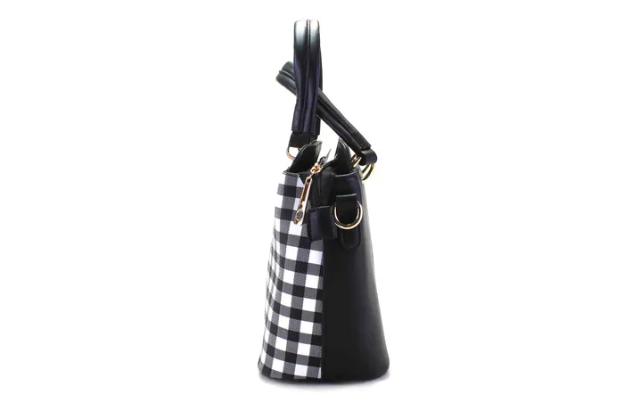 Earrings Walkeaze Women Stylish Bag 14379B Earrings Walkeaze Women Stylish Bag 14379B